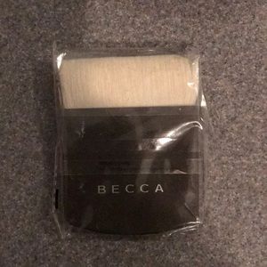 Becca contour brush